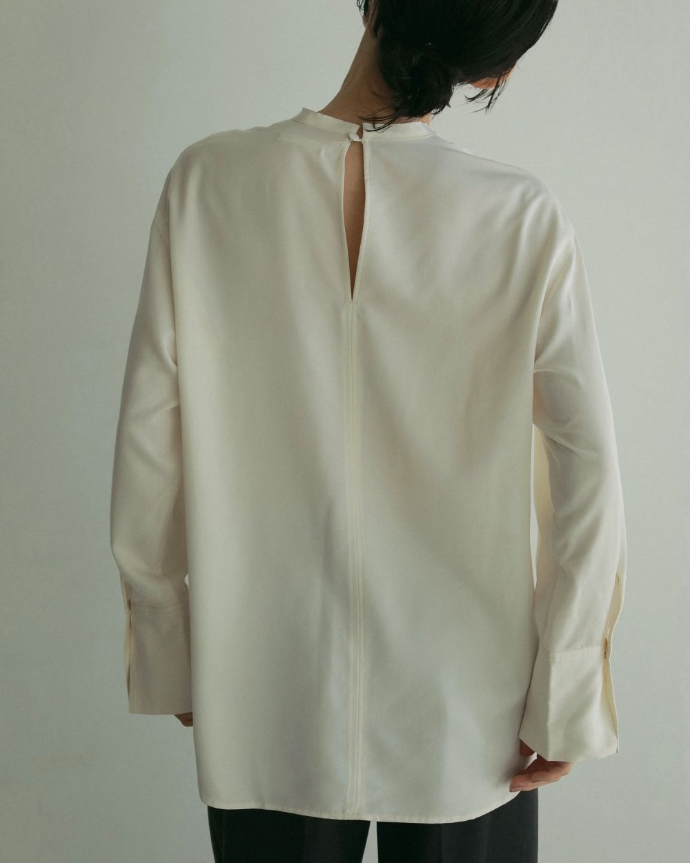 ànuke online store（アンヌーク） / Satin Over BlouseSatin