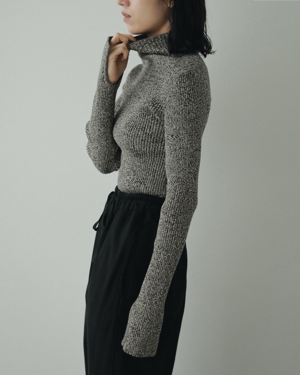 Slit Turtle Knit Slit Turtle Knit,スリットタートルニット,62420518,ニット,タートルニット,トップス,スリットニット,anuke,アンヌーク,lifes,ライフズ