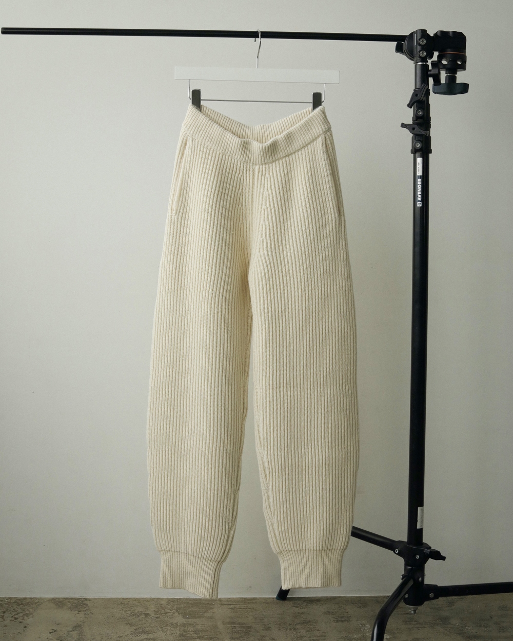 Knit Wide Pants Knit Wide Pants,ニットワイドパンツ,62420701,ニットパンツ,ワイドパンツ,パンツ,ボトムス,セットアップ,anuke,アンヌーク,lifes,ライフズ
