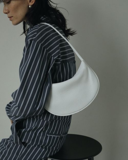 バッグ anuke Leather Round Bag ànuke online store（アンヌーク） / Leather Round BagLeather