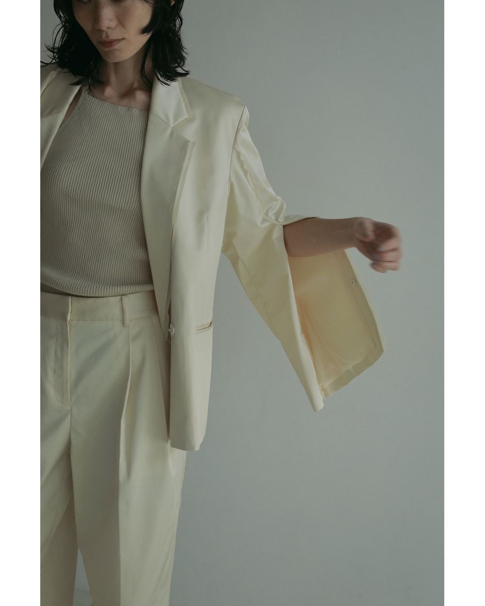 ànuke online store（アンヌーク） / Satin Slit JacketSatin