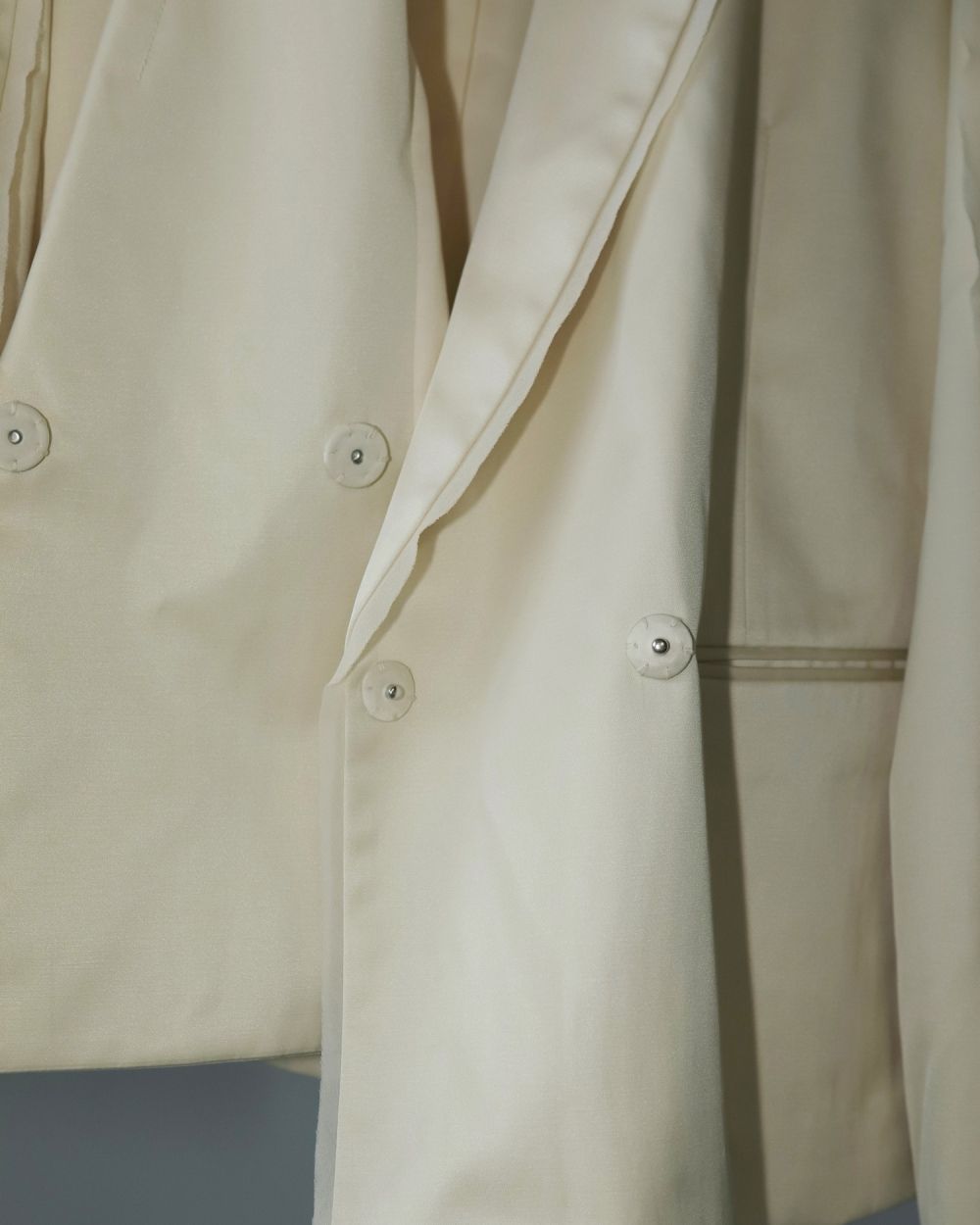 ànuke online store（アンヌーク） / Satin Slit JacketSatin Slit