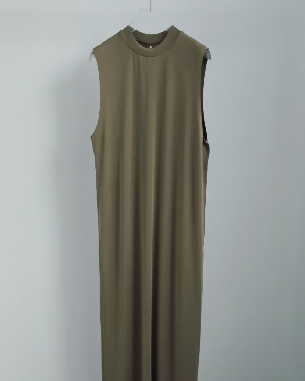 新品未使用★anuke Sleeveless Tuck Onepiece ànuke アンヌーク anuke Sleeveless Tuck Onepiece スリーブ