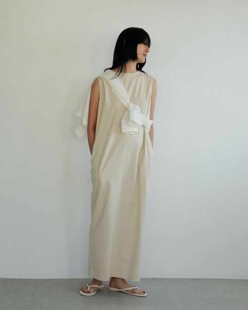 atelier an one スリーブレスタックドレス　未使用 ànuke online store（アンヌーク） / Sleeveless Tuck