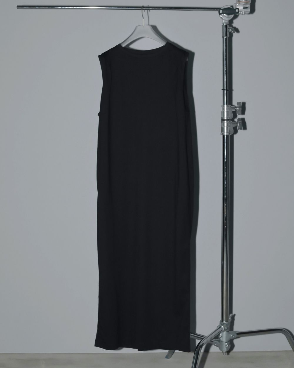 ànuke online store（アンヌーク） / Sleeveless Tuck