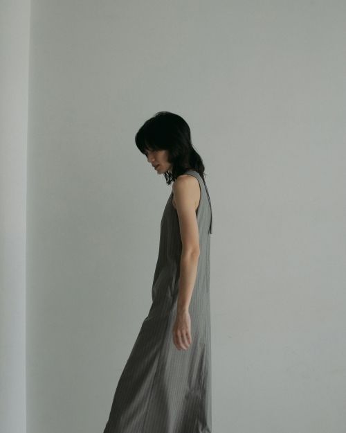 BPN ワンピース ànuke online store（アンヌーク） / Sleeveless Pintuck