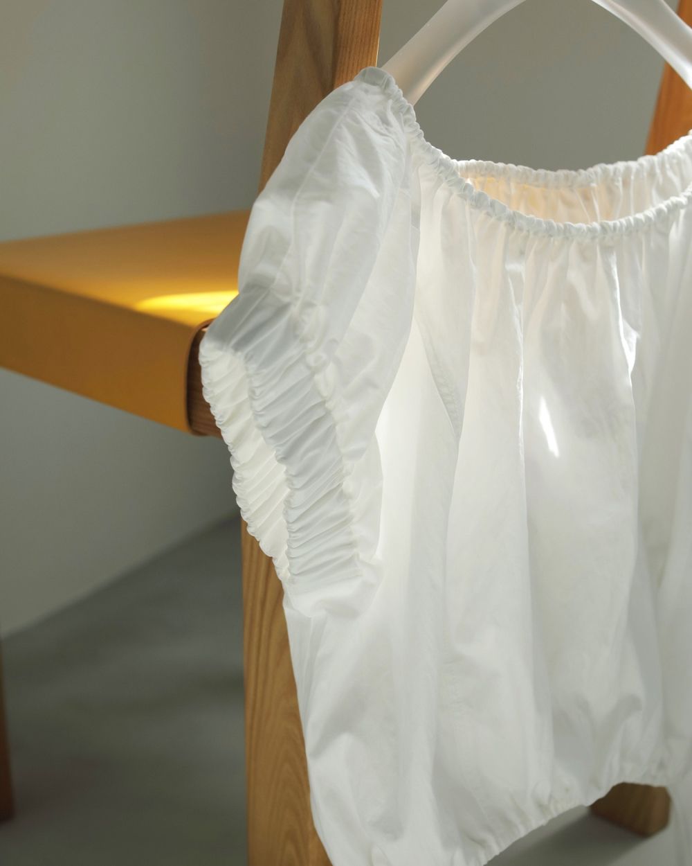 ànuke online store（アンヌーク） / Gather Offshoulder