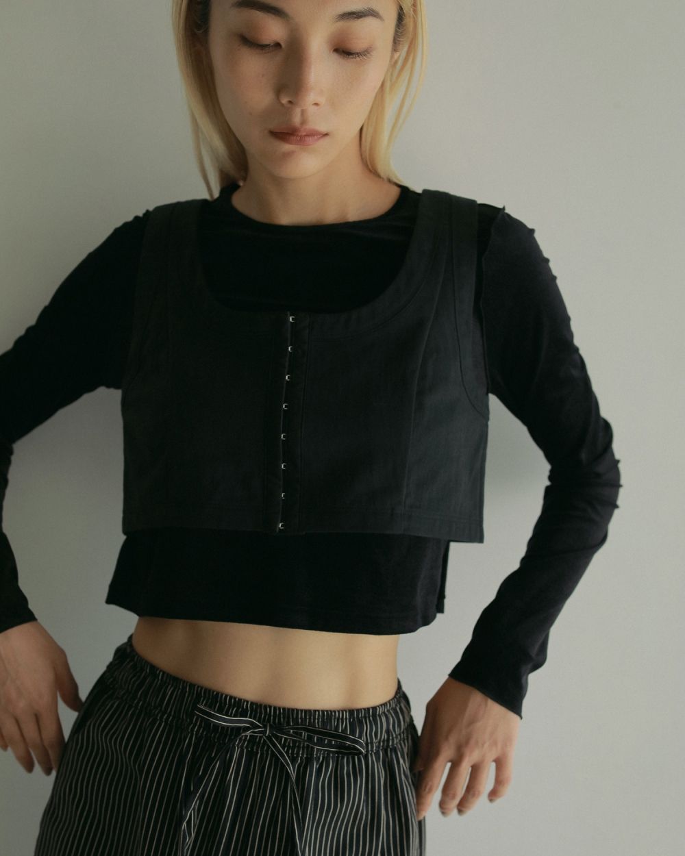 Anuke (アンヌーク) Cutoff Twill Bustier