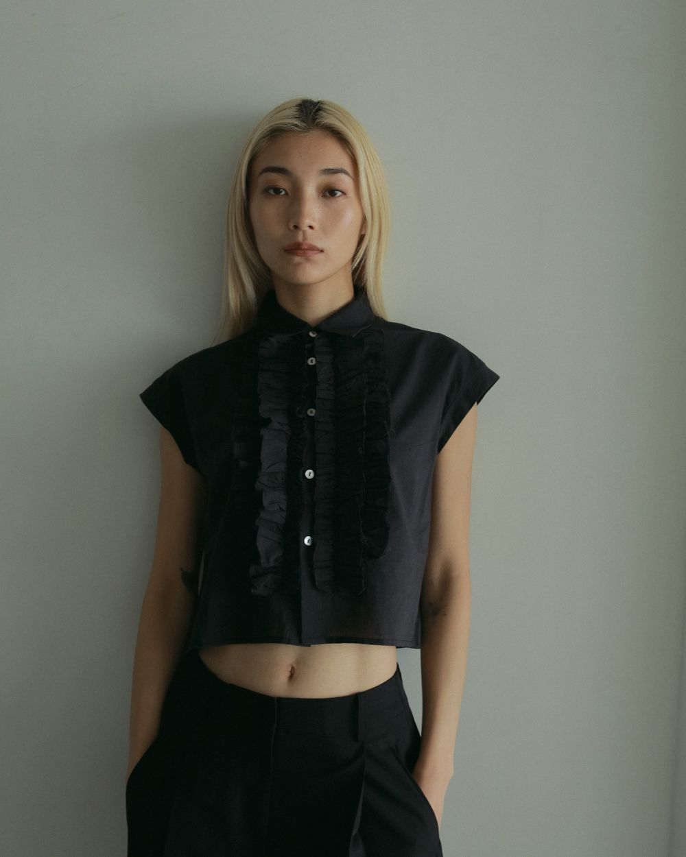anuke / アンヌーク Sleeveless Frill Blouse★  25春夏 62510418 anuke(アンヌーク)Sleeveless Frill Blouse☆ 25春夏【62510418
