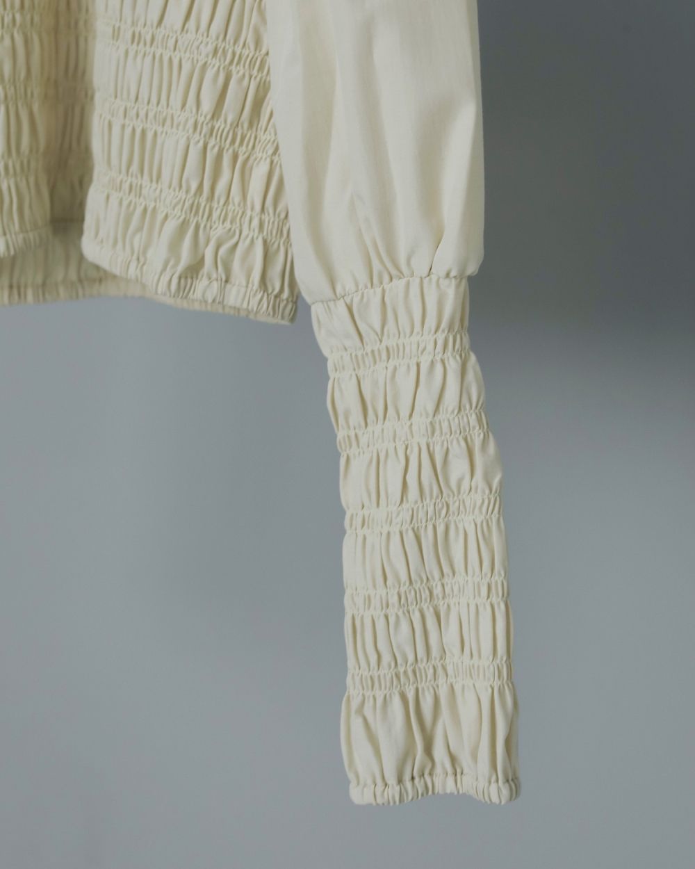 anuke/アンヌーク　フラワーシャーリングシャツ 楽天市場】【即納】ànuke アンヌーク anukeFlower Shirring