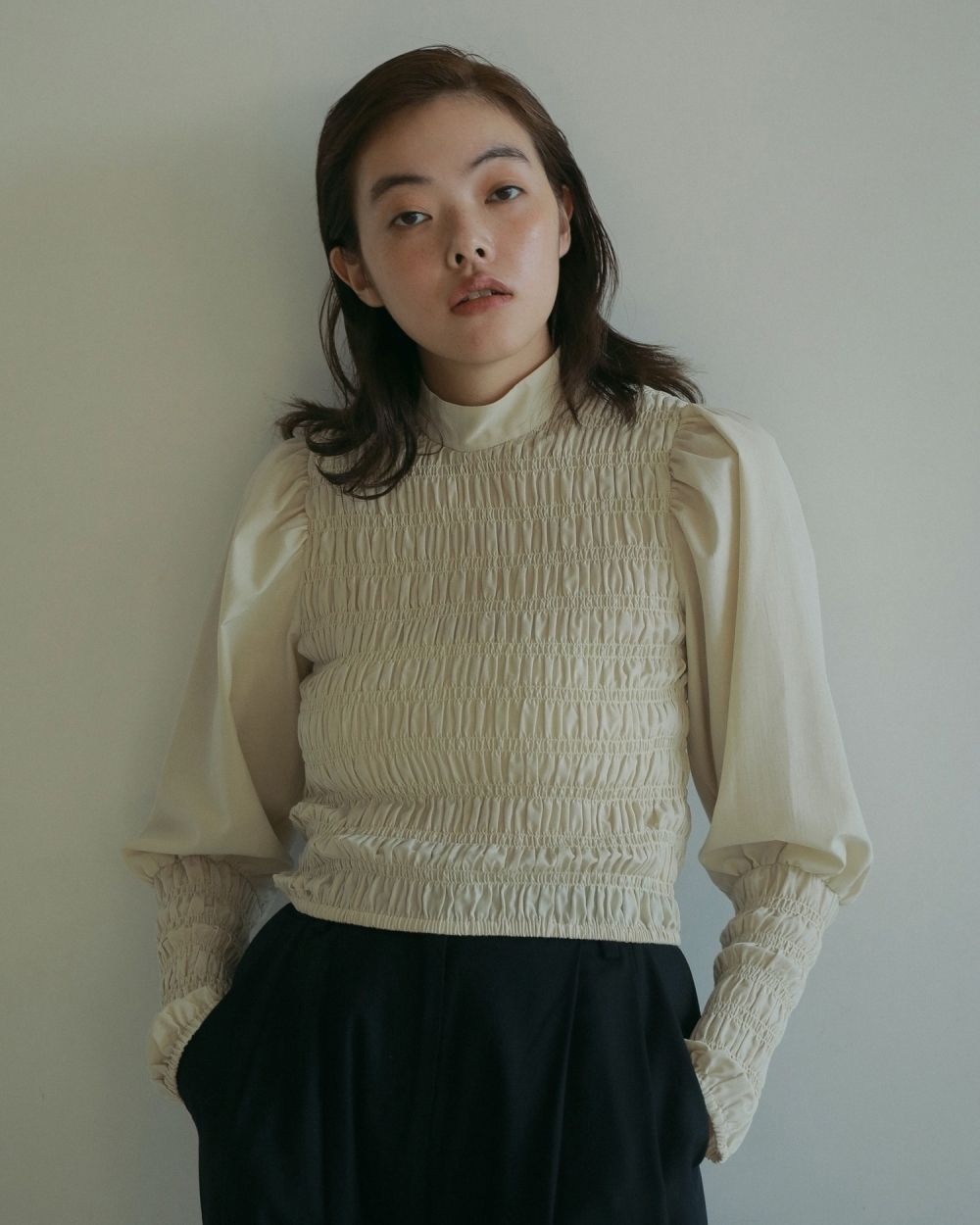 Shirring Compact Blouse Shirring Compact Blouse,シャーリングコンパクトブラウス,62510421,トップス,ブラウス,ànuke,トアンヌーク,lifes,ライフズ,25ss