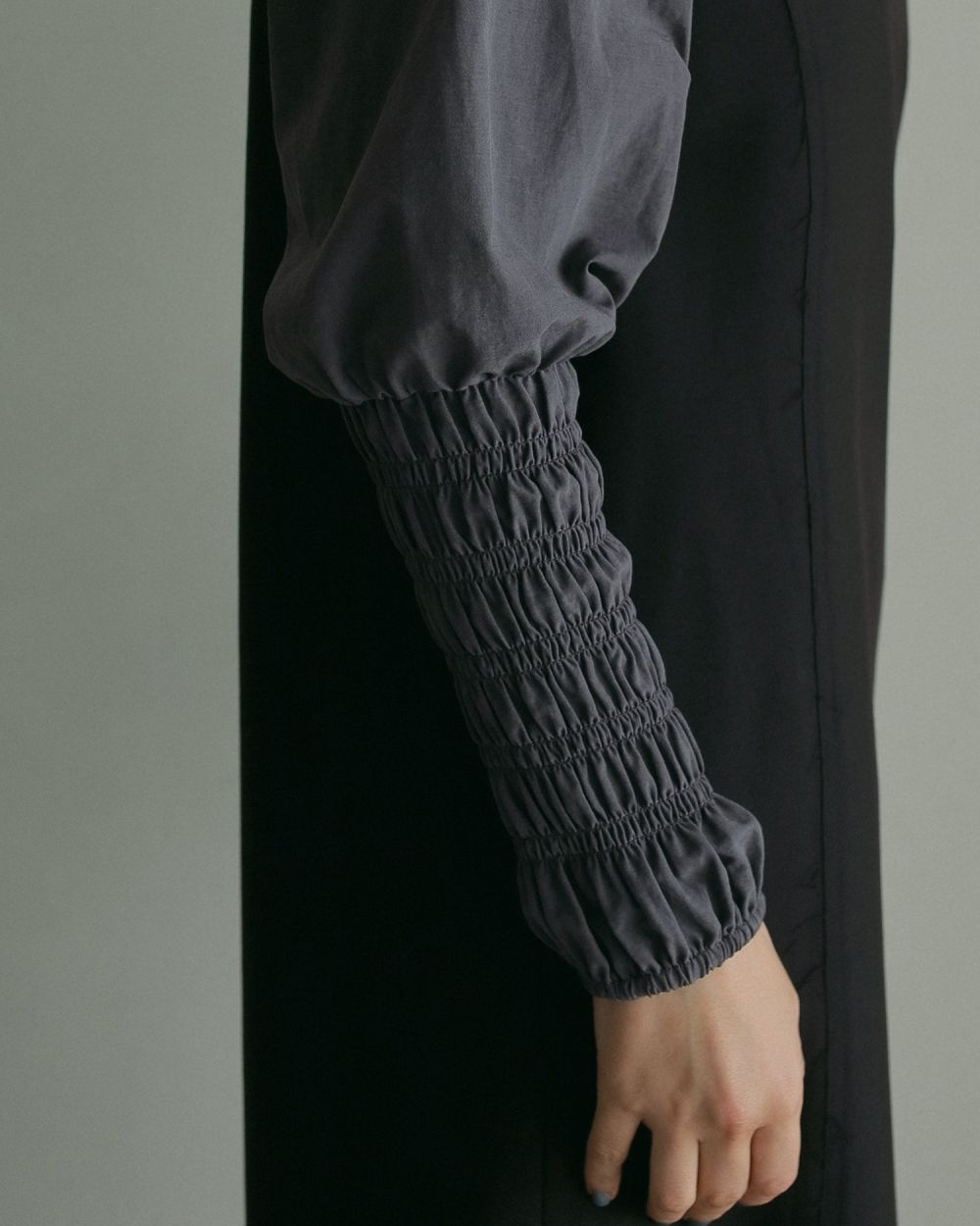 Shirring Compact Blouse Shirring Compact Blouse,シャーリングコンパクトブラウス,62510421,トップス,ブラウス,ànuke,トアンヌーク,lifes,ライフズ,25ss