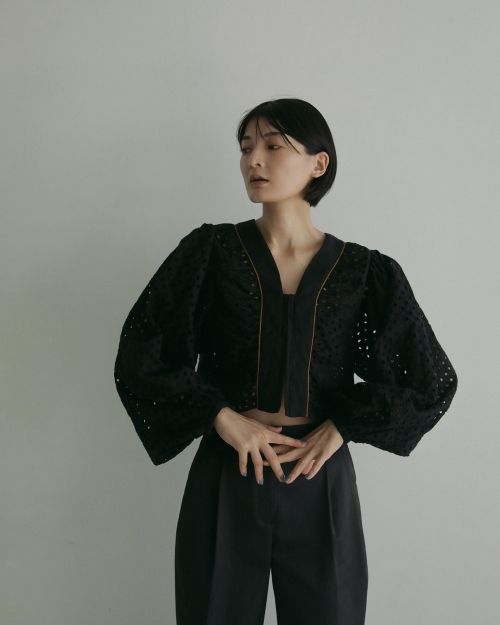 アンヌーク　ブラウス シャツ Volume Cutwork Blouse ànuke online store（アンヌーク） / Volume Cutwork BlouseVolume