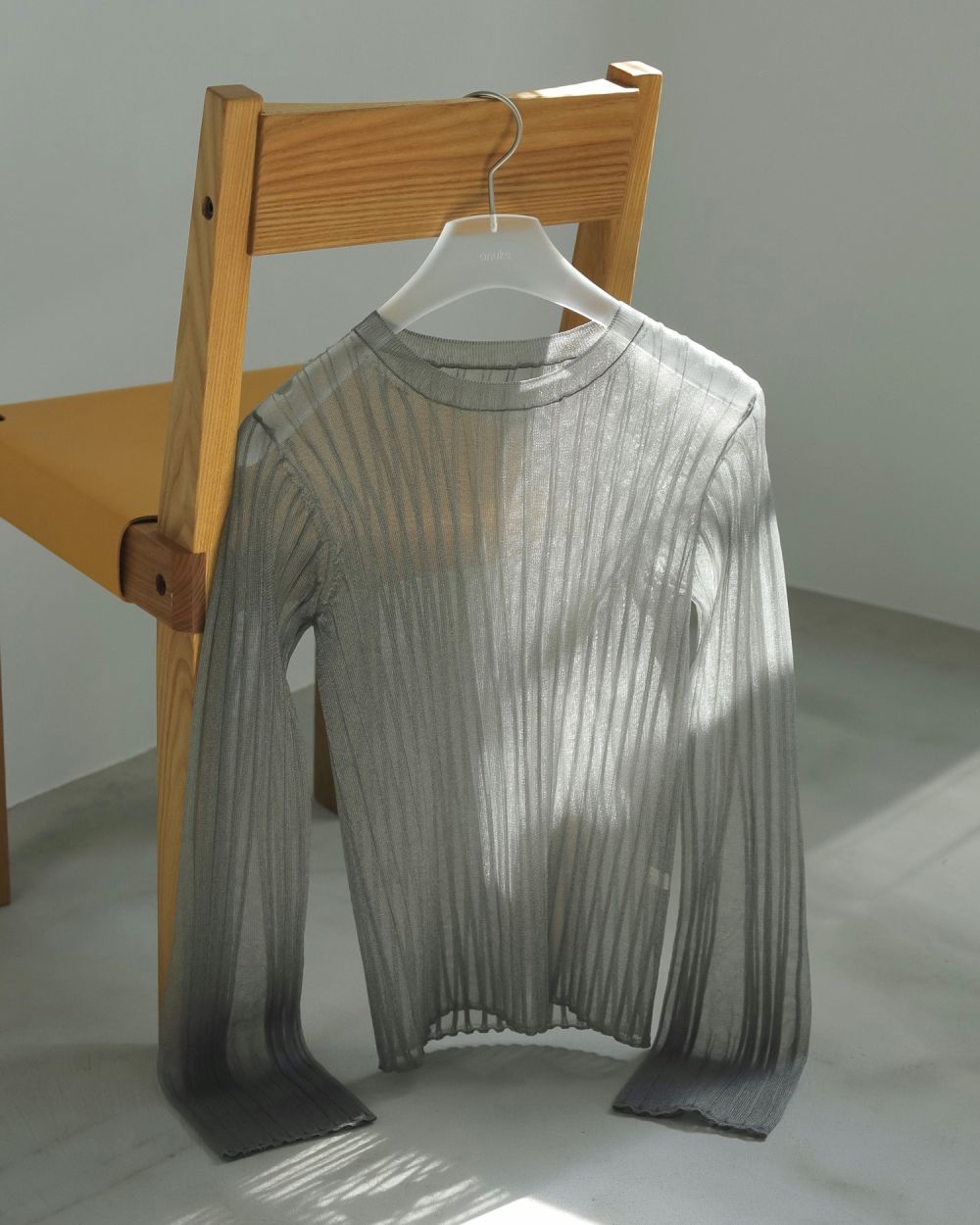 ニット セーター anuke Flare Sheer Knit 62510517 レディース ànuke online store（アンヌーク） / Flare Sheer KnitFlare