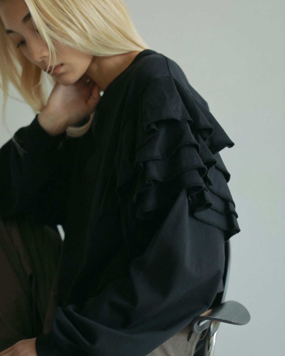 【SALE】anuke アンヌーク 即日発送 Frill Long T-shirts 62510601 フリルロングTシャツ カットソー ànuke online store（アンヌーク） / Frill Long T-shirtsFrill
