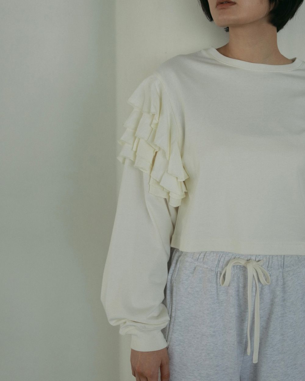 Frill Long T-shirts Frill Long T-shirts,フリルロングティシャツ,62510601,トップス,カットソー,ロンT,ànuke,トアンヌーク,lifes,ライフズ,25ss