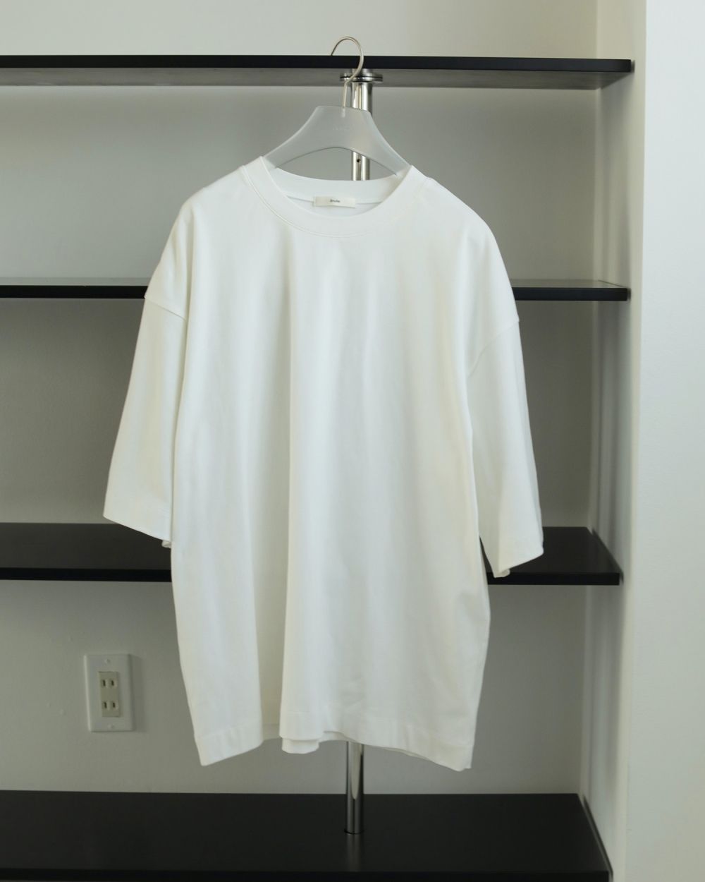anuke アンヌーク　ホワイト 半袖Tシャツ Fサイズ anuke SALE30%OFF アンヌーク 2025SpringSummer トップス
