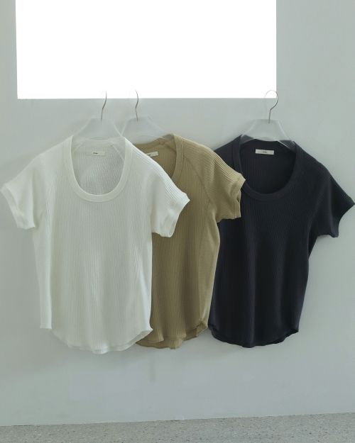 アンヌーク　anuke トップス　Vintage Rib Tops anuke(アンヌーク)Vintage Rib Tops 25春夏.【62510633