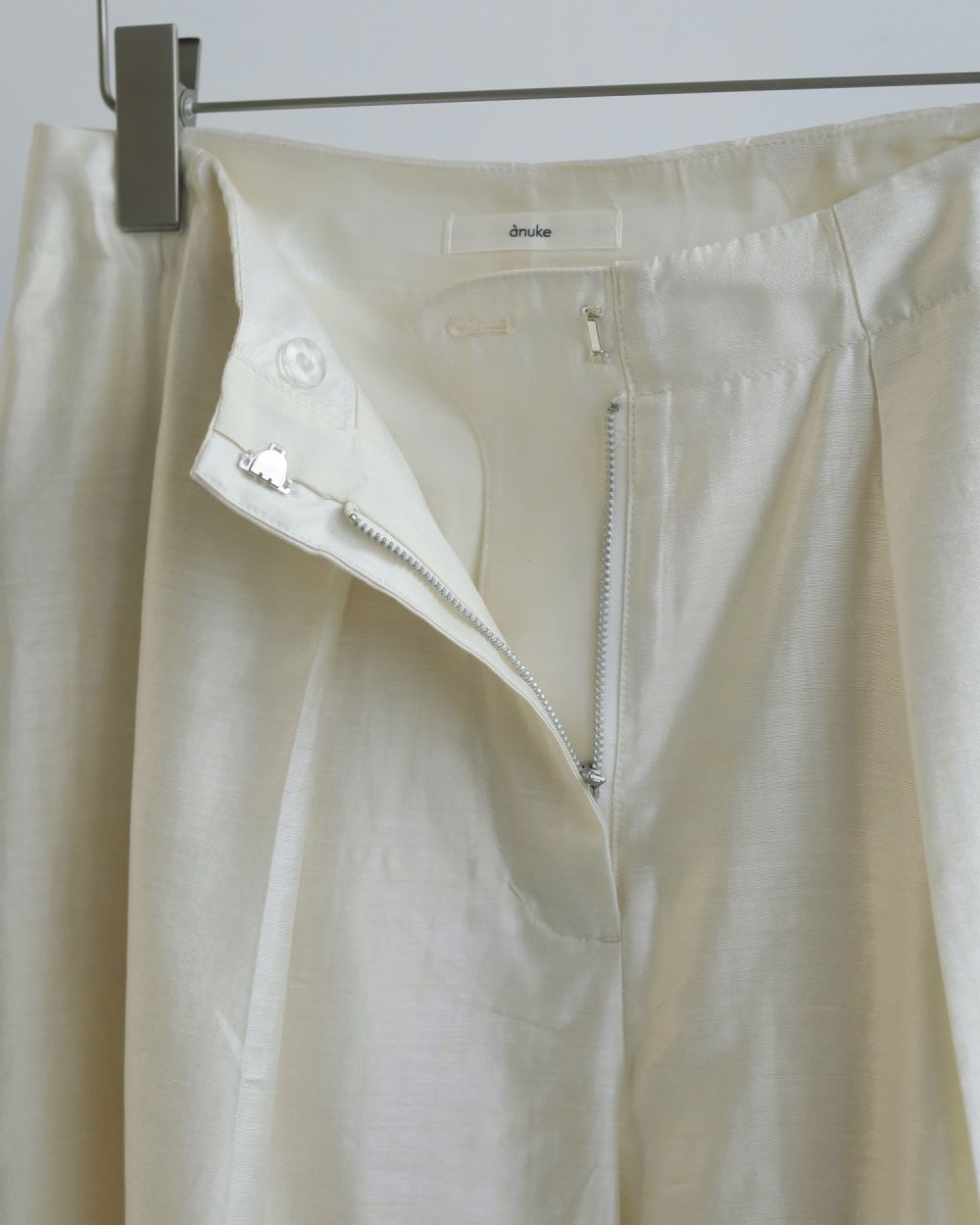 anuke sheer tuck pants アンヌーク ànuke online store（アンヌーク） / Sheer Tuck PantsSheer