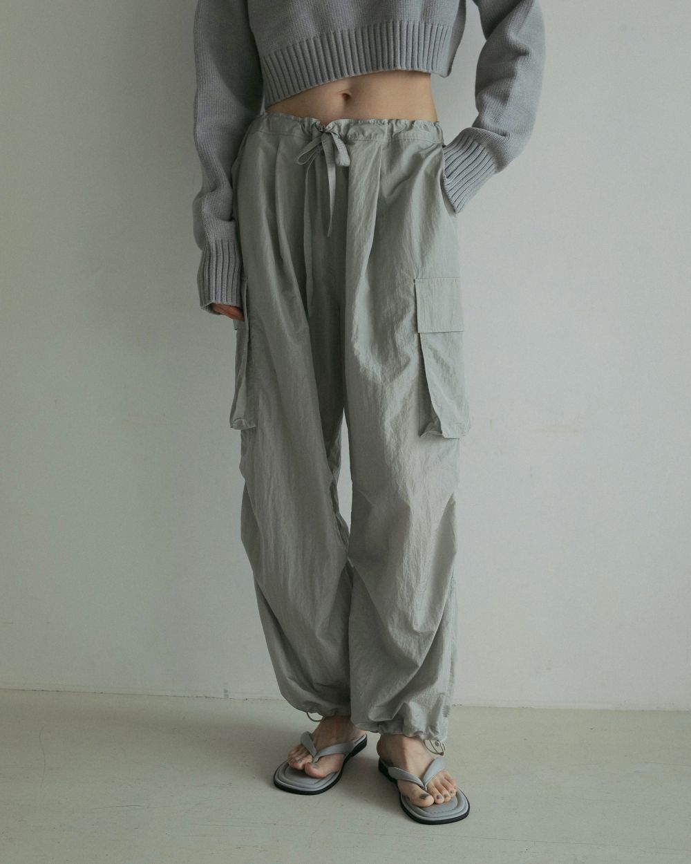新品未使用/ànuke Nylon Cargo Pants 36 新品未使用/ànuke Nylon Cargo Pants 36 - メルカリ