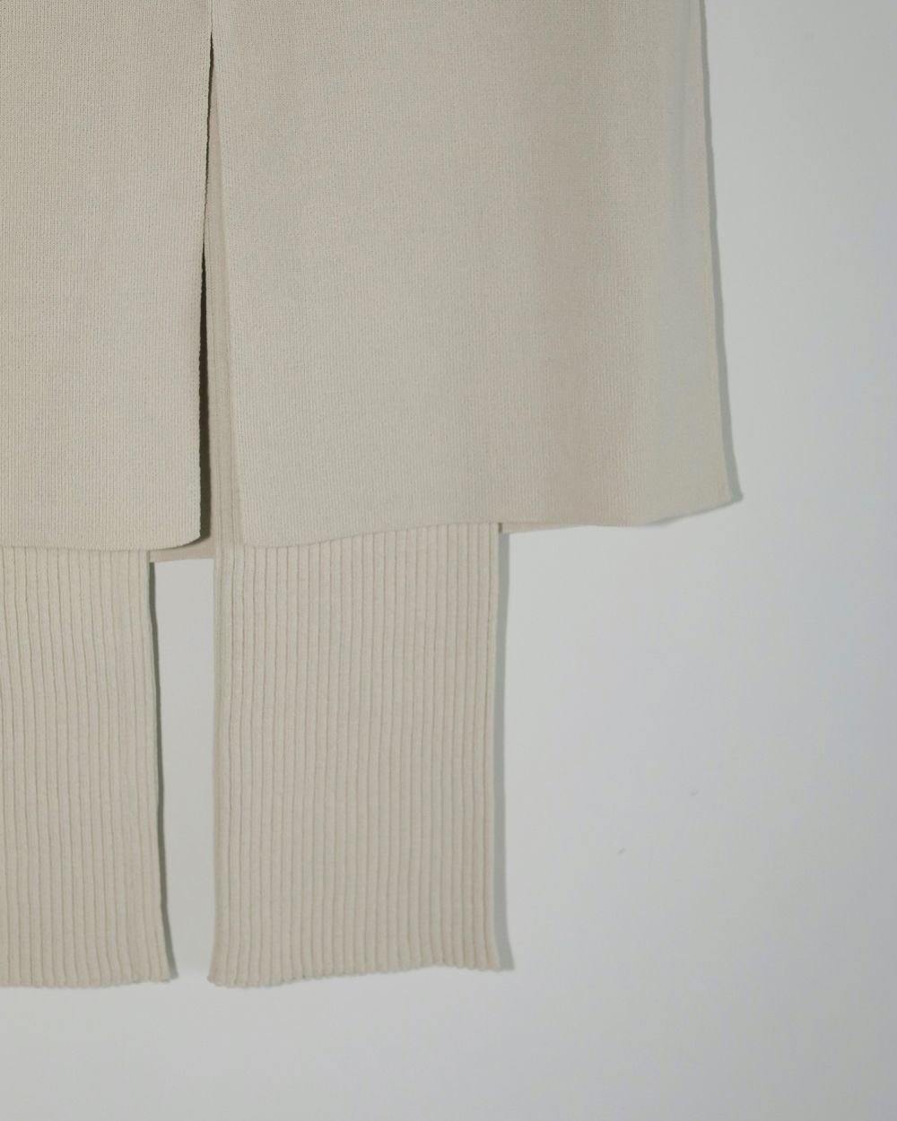 【Anyone more】Tunt grey mini skirt pants ànuke online store（アンヌーク） / Mixknit Skirt