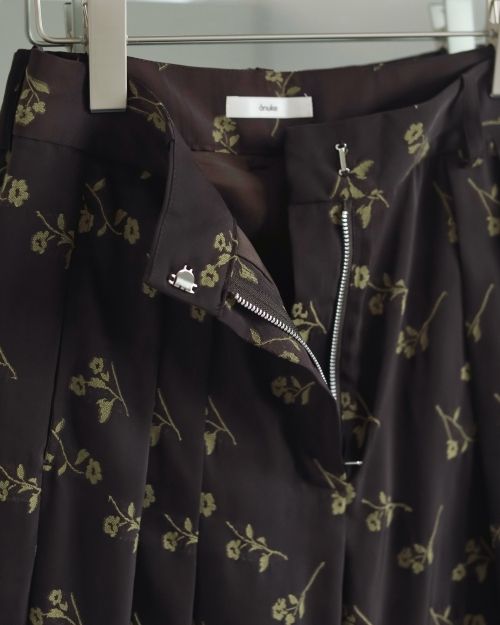 ànuke online store（アンヌーク） / Flower Jacquard
