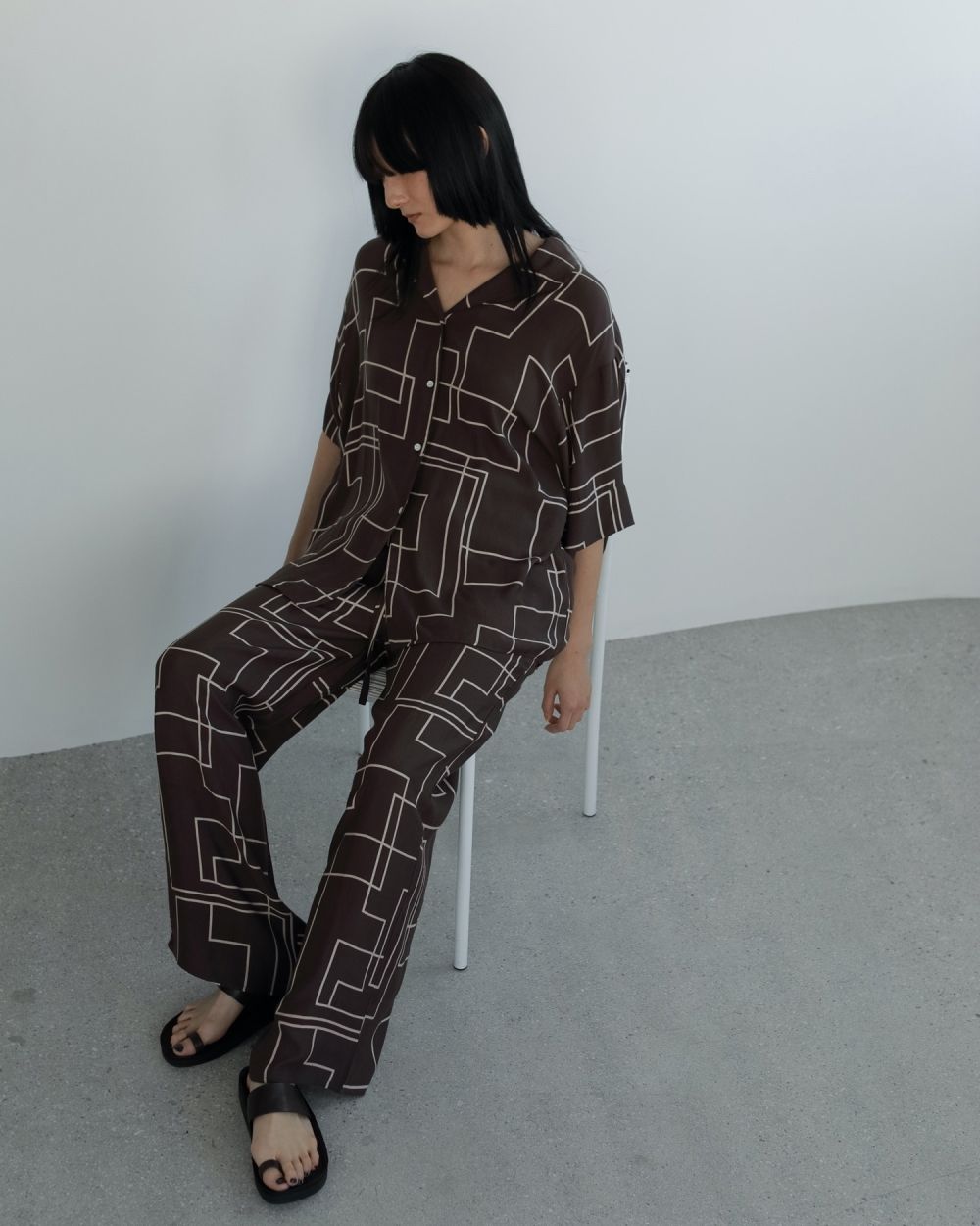 パンツ anuke Geometric Easy Pants ànuke online store（アンヌーク） / Geometric Easy
