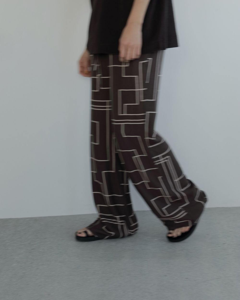 パンツ anuke Geometric Easy Pants ànuke online store（アンヌーク） / Geometric Easy