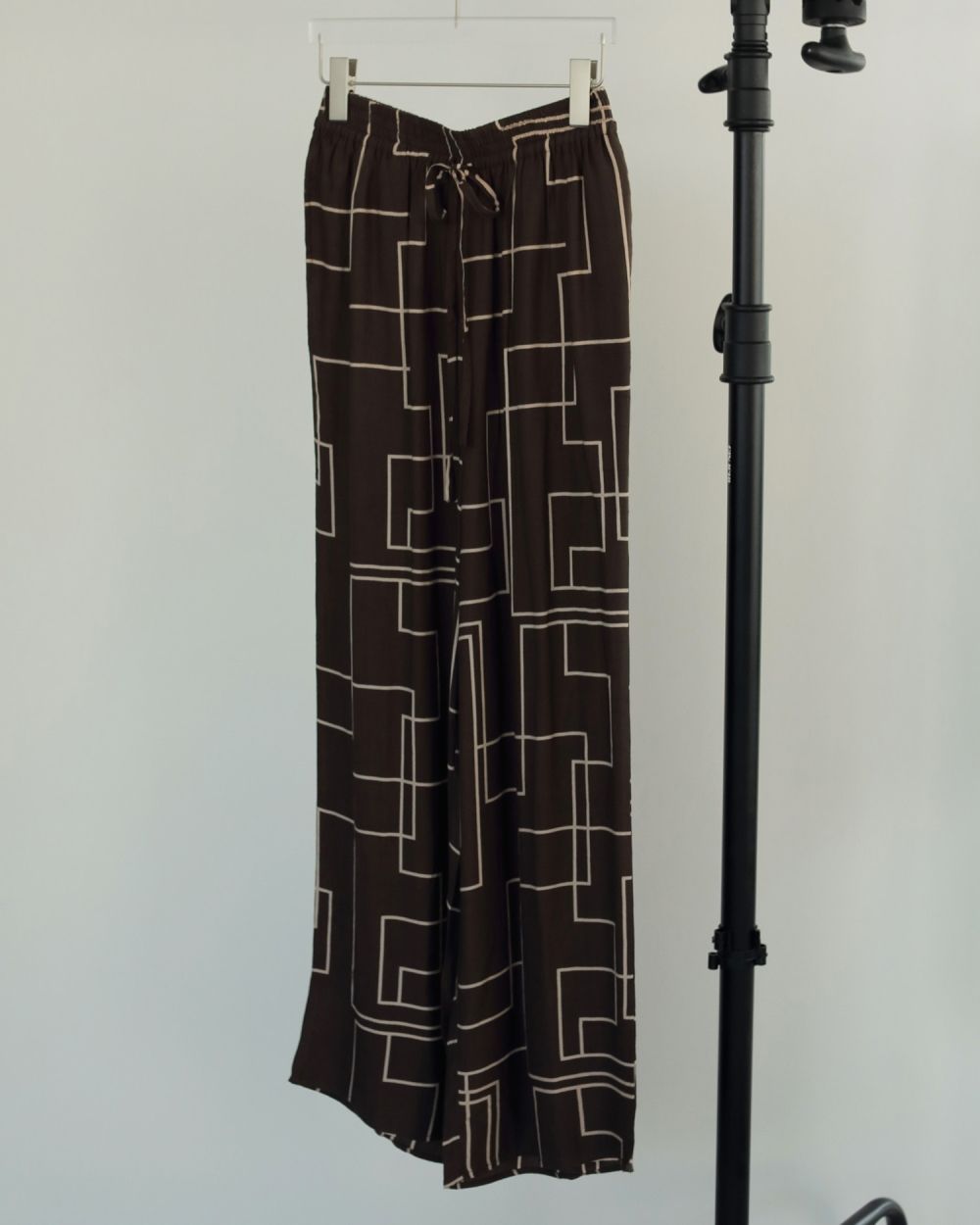 anuke アンヌーク Geometric Easy Pants イージーパンツ ànuke online store（アンヌーク） / Geometric Easy