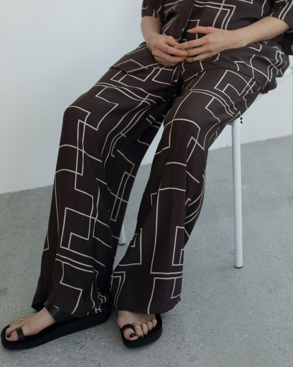パンツ anuke Geometric Easy Pants ànuke online store（アンヌーク） / Geometric Easy
