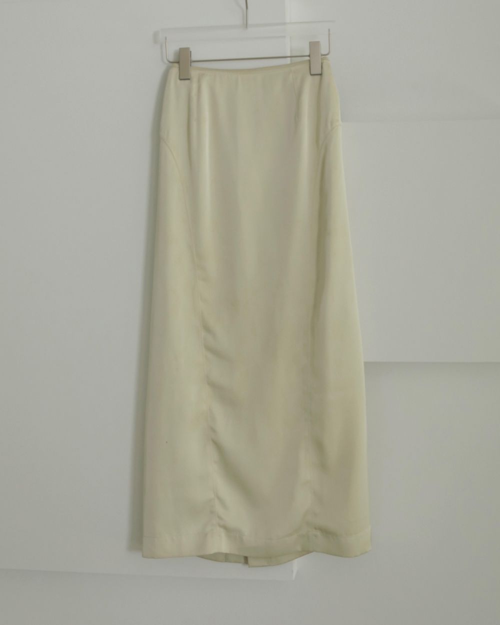 anuke サテンスカート38サイズ ànuke online store（アンヌーク） / Satin Pencil SkirtSatin