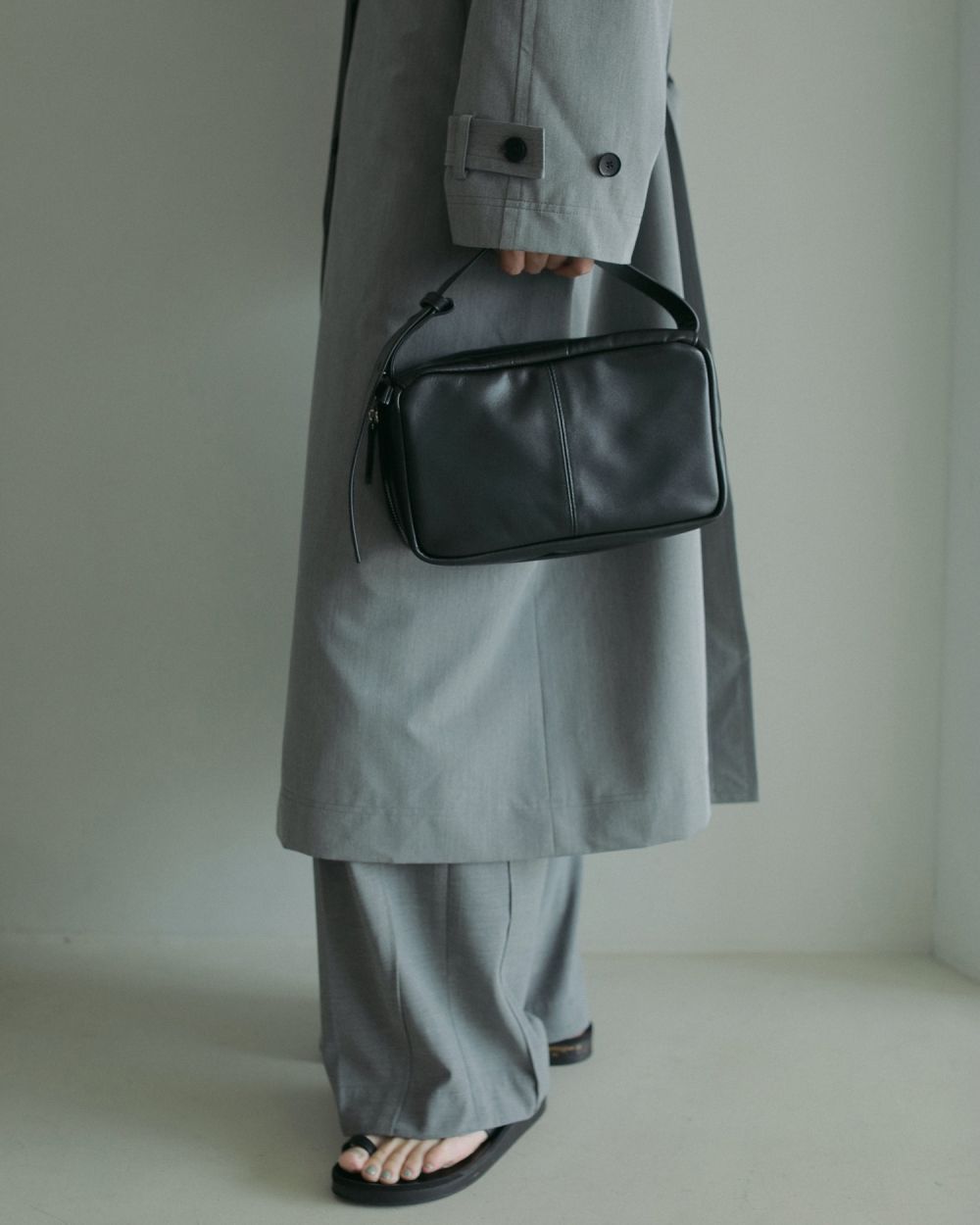 バッグ anuke Onehandle Leather Bag ànuke online store（アンヌーク） / Onehandle Leather