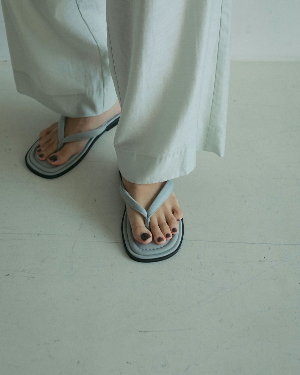靴 anuke Square Tong Sandals Black 37 靴 anuke Square Tong Sandals Black 37 ànuke online store
