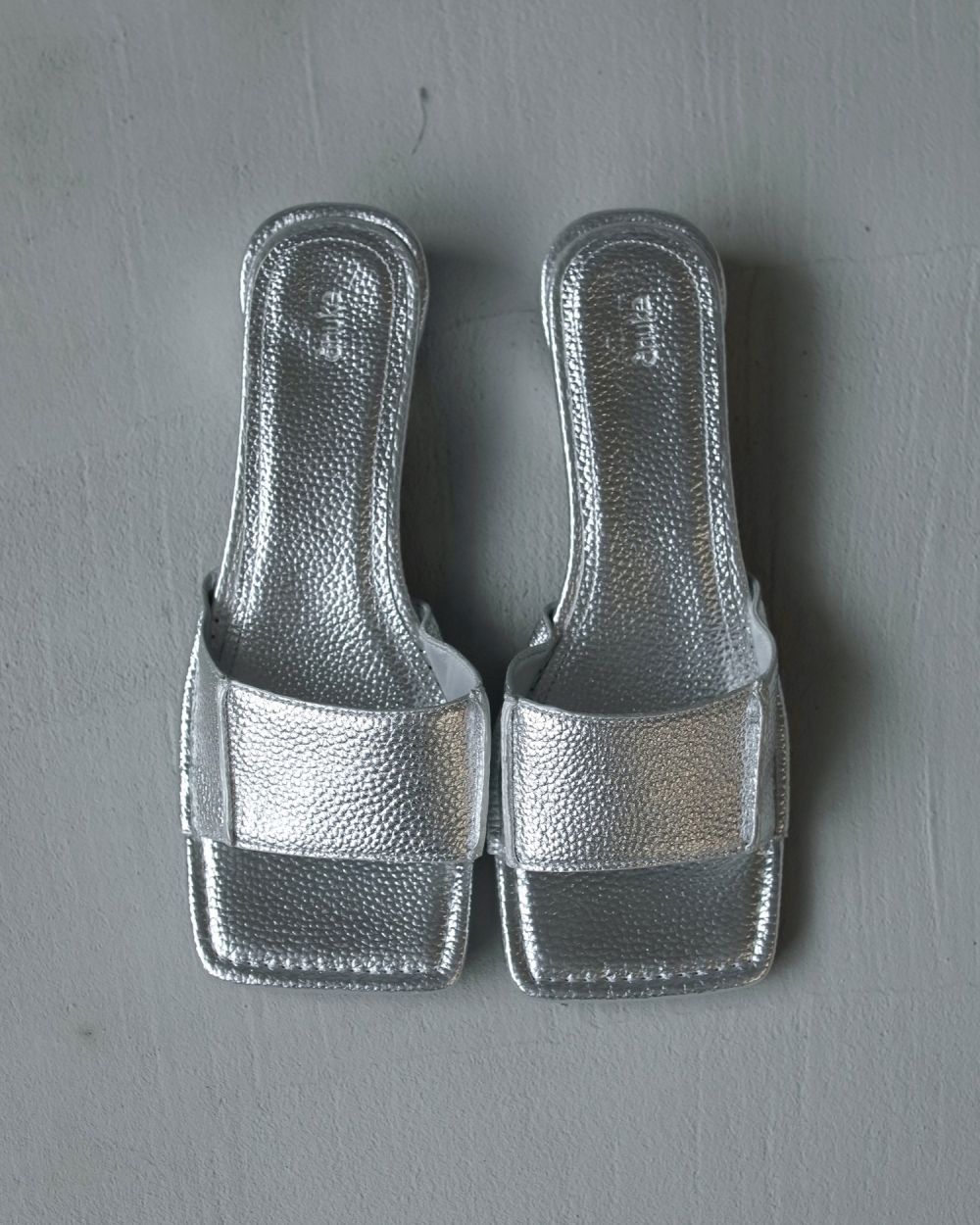 anuke サンダル Square Ecoleather Sandals レディース