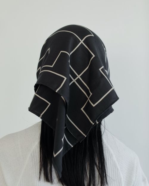 ànuke online store（アンヌーク） / Geometric Print ScarfGeometric