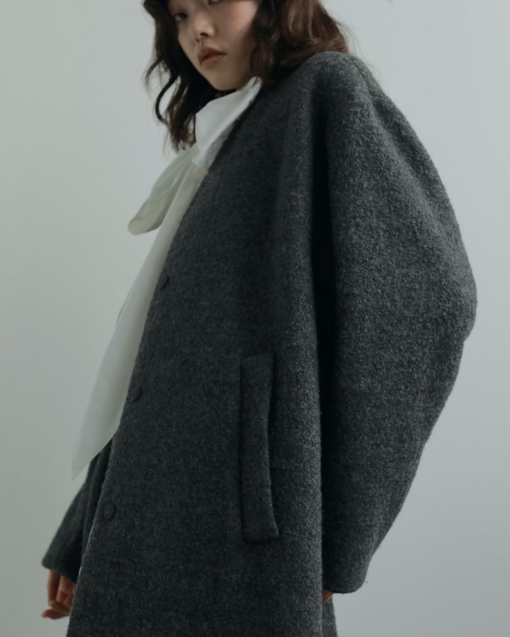 Collarless Cocoon Coat Collarless Cocoon Coat,カラーレスコクーンコート,62520003,アウター,コート,オーバーコート,ànuke,アンヌーク,lifes,ライフズ,25aw