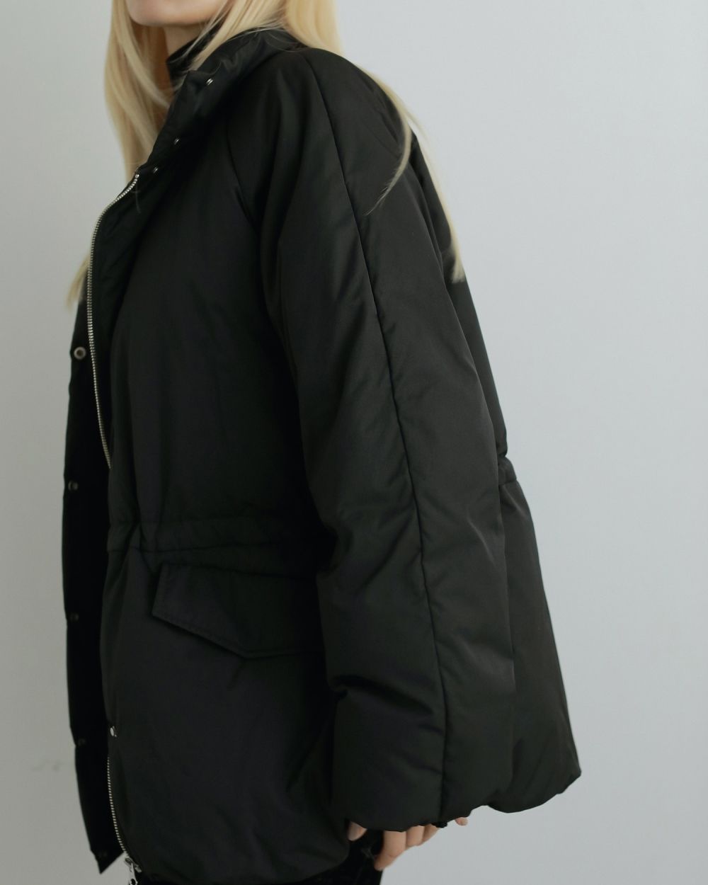 Standcollar Down Coat Standcollar Down Coat,スタンドカラーダウンコート,62520004,アウター,コート,ダウンコート,ミドル丈,中綿,ànuke,アンヌーク,lifes,ライフズ,25aw