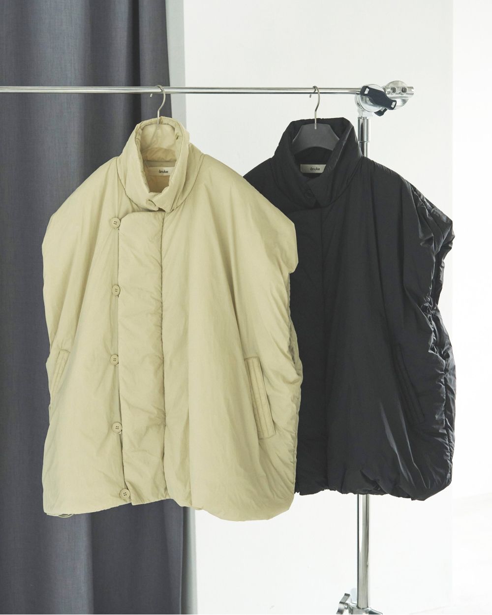 Volume Over Vest Volume Over Vest,ボリュームオーバーベスト,62520104,アウター,ベスト,中綿ベスト,オーバーサイズ,羽織,ànuke,アンヌーク,lifes,ライフズ,25aw