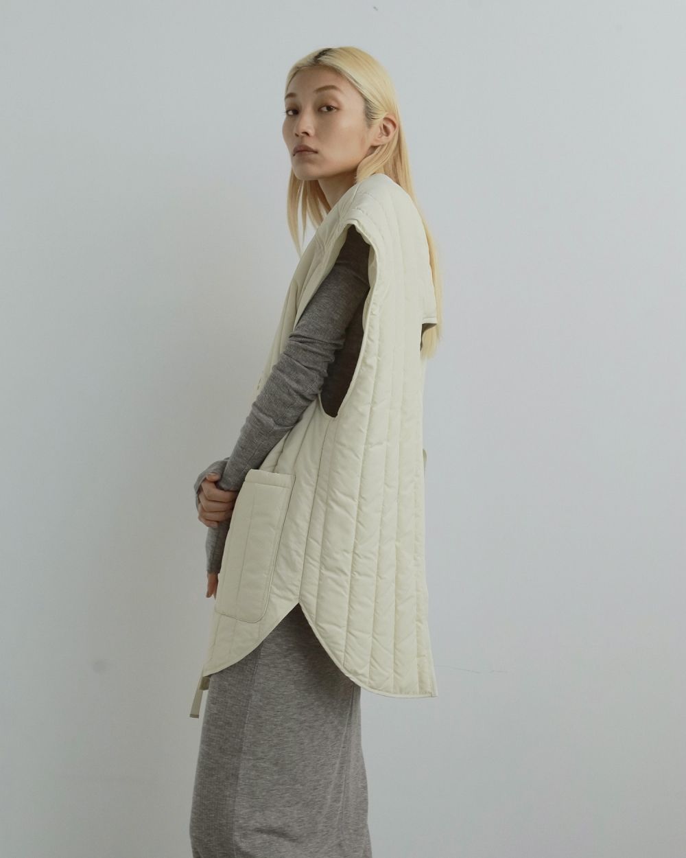 Backopen Stripe Vest Backopen Stripe Vest,バックオープンストライプベスト,62520108,ベスト,オーバーベスト,アウター,ジャケット,JK,ànuke,アンヌーク,lifes,ライフズ,25aw