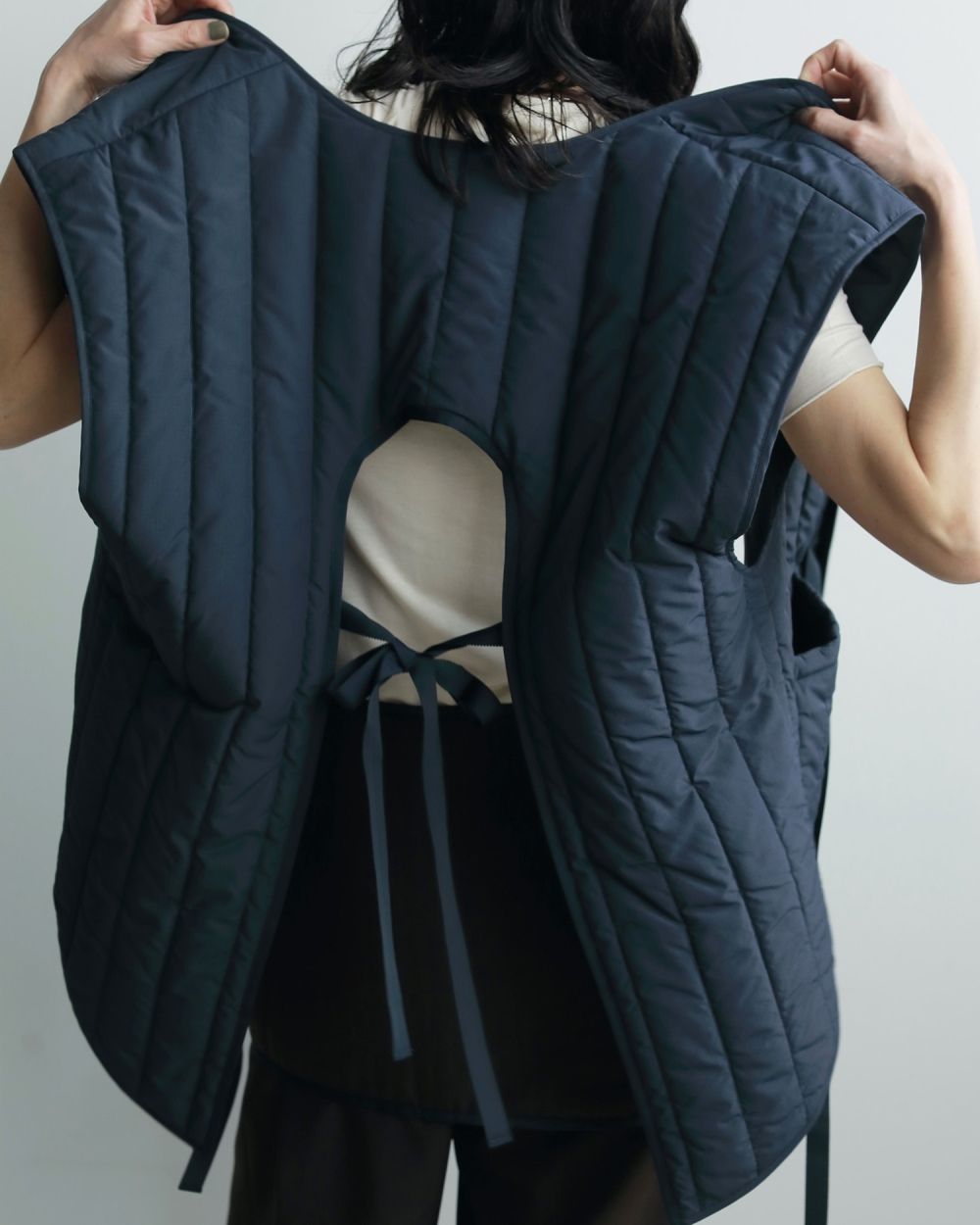 Backopen Stripe Vest Backopen Stripe Vest,バックオープンストライプベスト,62520108,ベスト,オーバーベスト,アウター,ジャケット,JK,ànuke,アンヌーク,lifes,ライフズ,25aw