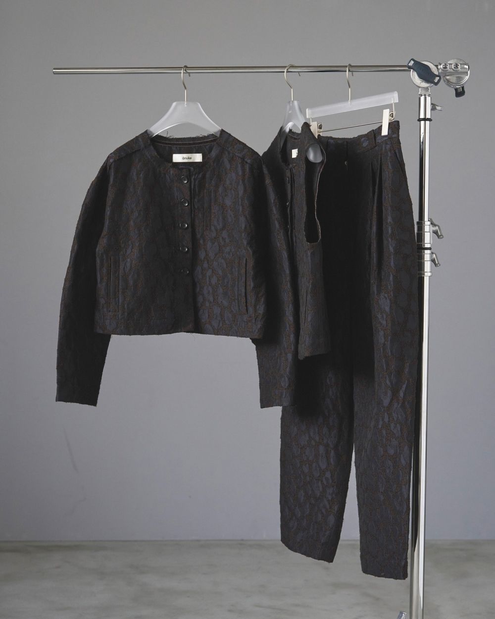 Leopard Jacquard Vest Leopard Jacquard Vest,レオパードジャガードベスト,62520111,ベスト,アウター,レオパード柄,ànuke,アンヌーク,lifes,ライフズ,25aw