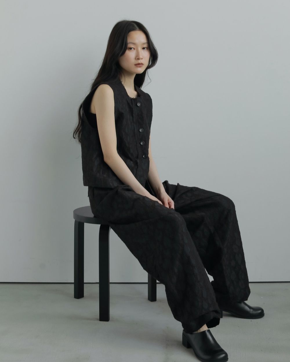 新品　大人気　完売品　アンミヌ UNMINOU ハートジャガードベスト ジレ　黒 新品 大人気 完売品 アンミヌ UNMINOU ハートジャガードベスト