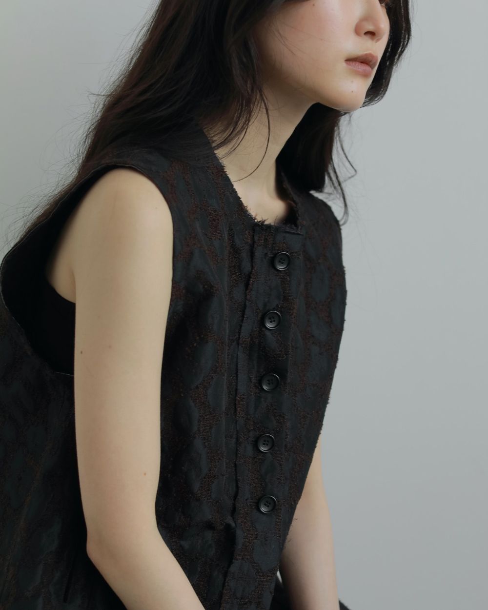 Leopard Jacquard Vest Leopard Jacquard Vest,レオパードジャガードベスト,62520111,ベスト,アウター,レオパード柄,ànuke,アンヌーク,lifes,ライフズ,25aw