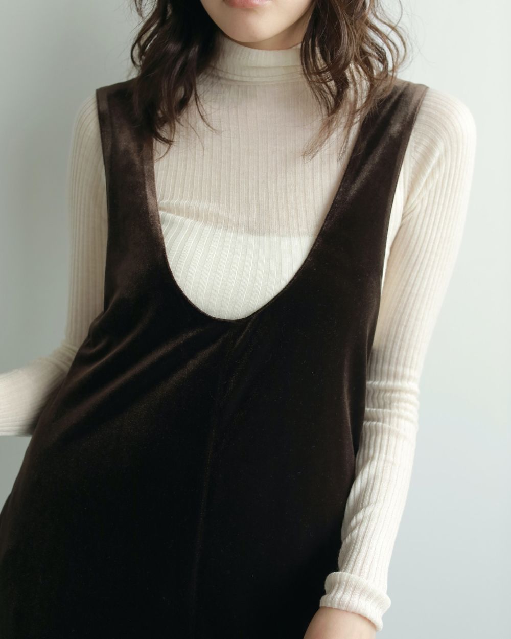 ànuke online store（アンヌーク） / Velour Uneck