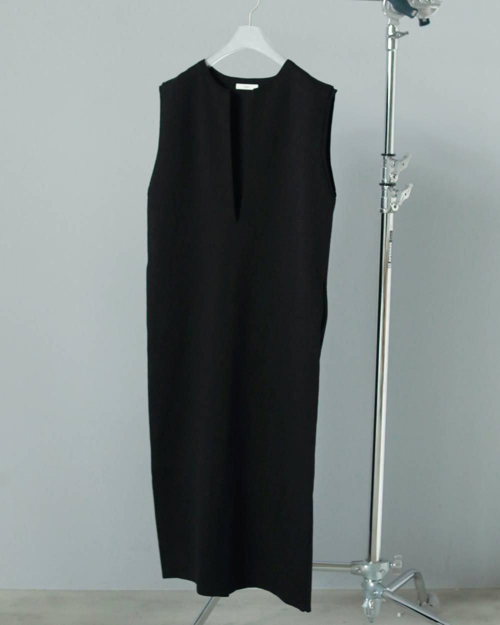 Keyneck Knit Onepiece Keyneck Knit Onepiece,キーネック ニット ワンピース,62520318,ニットワンピース,ワンピース,ドレス,ニット,ànuke,アンヌーク,lifes,ライフズ,25aw