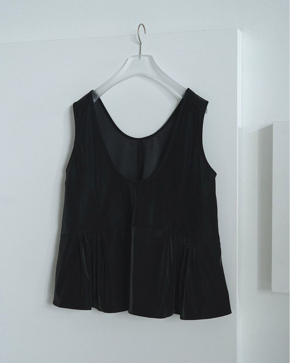 ànuke online store（アンヌーク） / Uneck Peplum TopsUneck