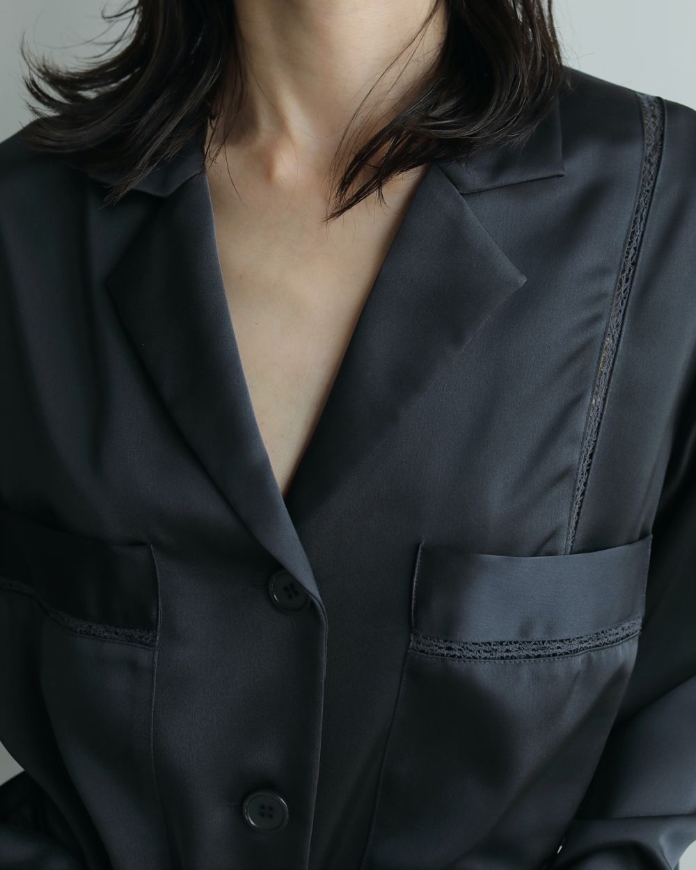 Satin Tailored Shirts Satin Tailored Shirts,サテンテーラードシャツ,62520406,シャツ,ブラウス,サテン素材,オーバーシャツ,ànuke,アンヌーク,lifes,ライフズ,25aw