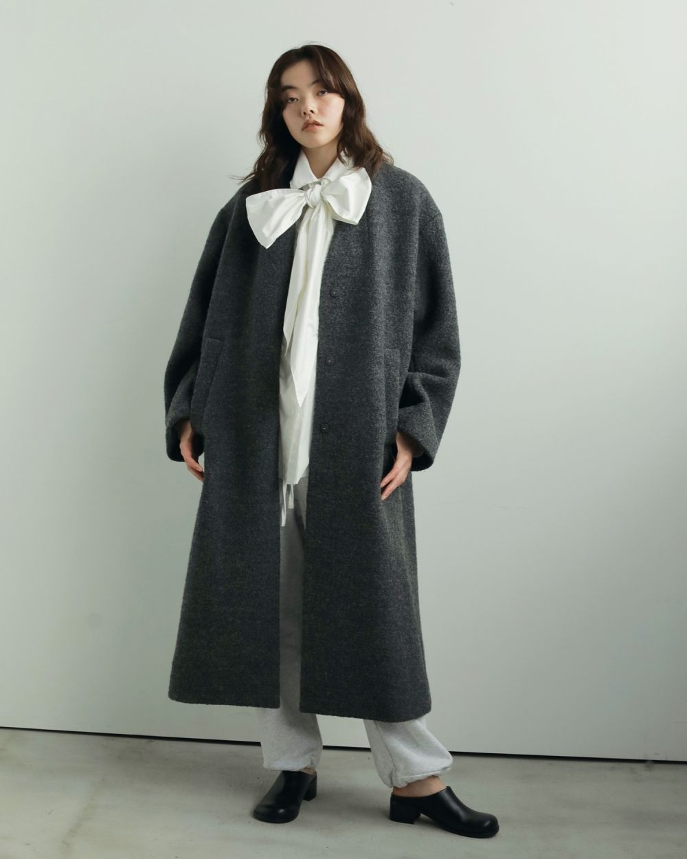 Volume Ribbon Shirts Volume Ribbon Shirts,ボリュームリボンシャツ,62520407,シャツ,ブラウス,リボン,オーバーサイズ,ànuke,アンヌーク,lifes,ライフズ,25aw