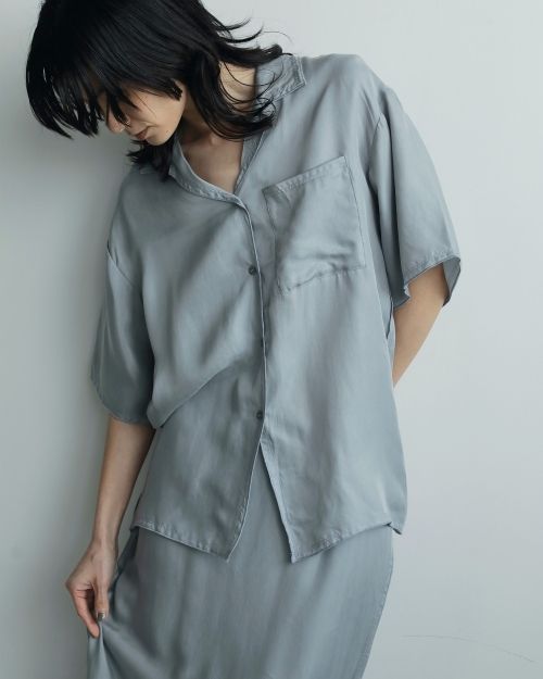 アンヌーク　半袖　シャツ ànuke online store（アンヌーク）anuke(アンヌーク) トップス