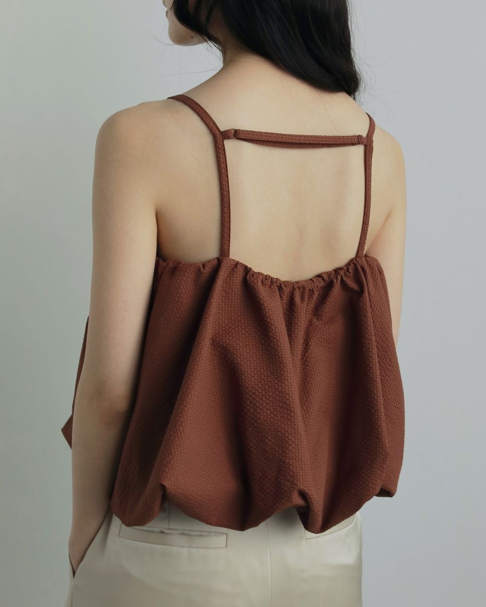 アンヌーク anuke 2025FallWinter トップス Backopen Balloon Camisole バックオープンバルーンキャミソール ミドル丈 25秋冬 62520416 anuke アンヌーク 2025FallWinter トップス Uneck Peplum Tops 8